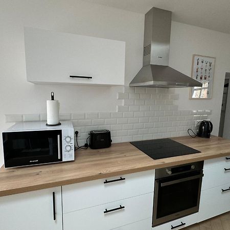 Appartement En Centre-Ville - Local Velos Disponible Майен Екстериор снимка