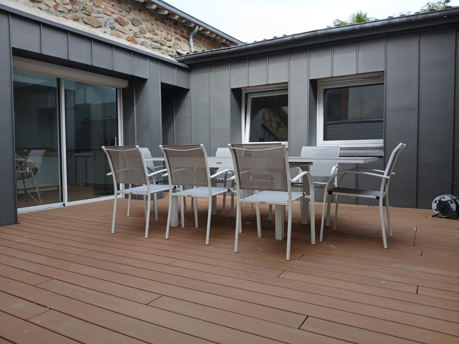Appartement En Centre-Ville - Local Velos Disponible Майен Екстериор снимка