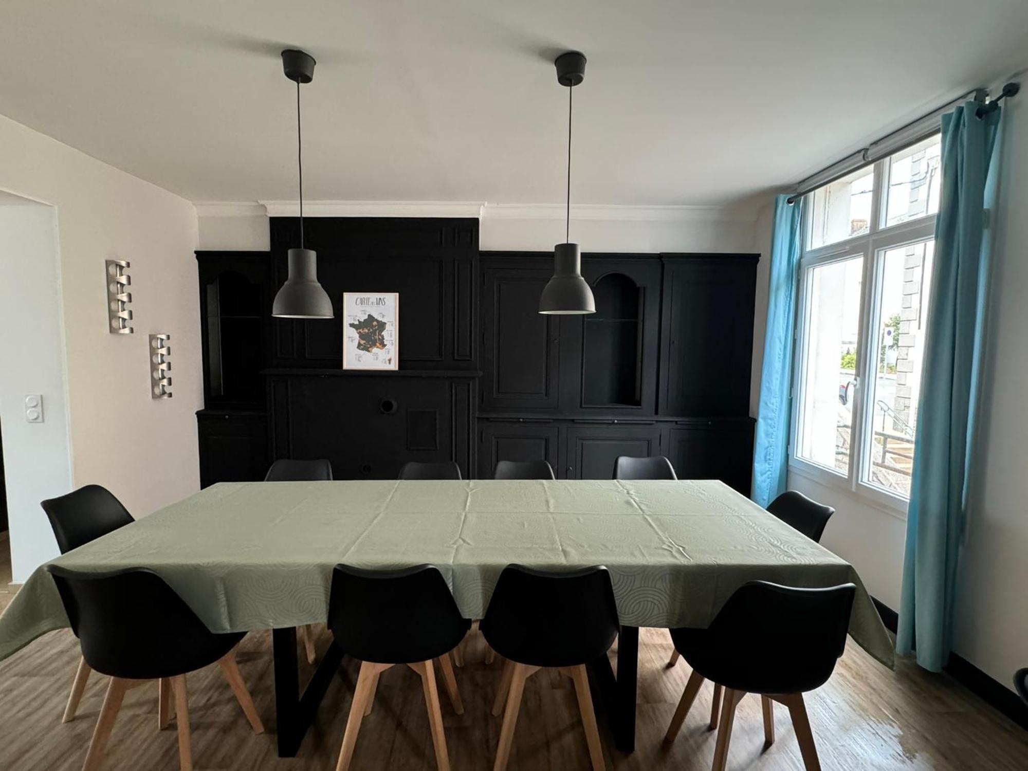 Appartement En Centre-Ville - Local Velos Disponible Майен Екстериор снимка